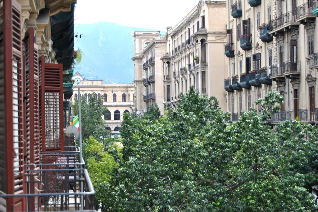 On The Way Hostel Παλέρμο Εξωτερικό φωτογραφία